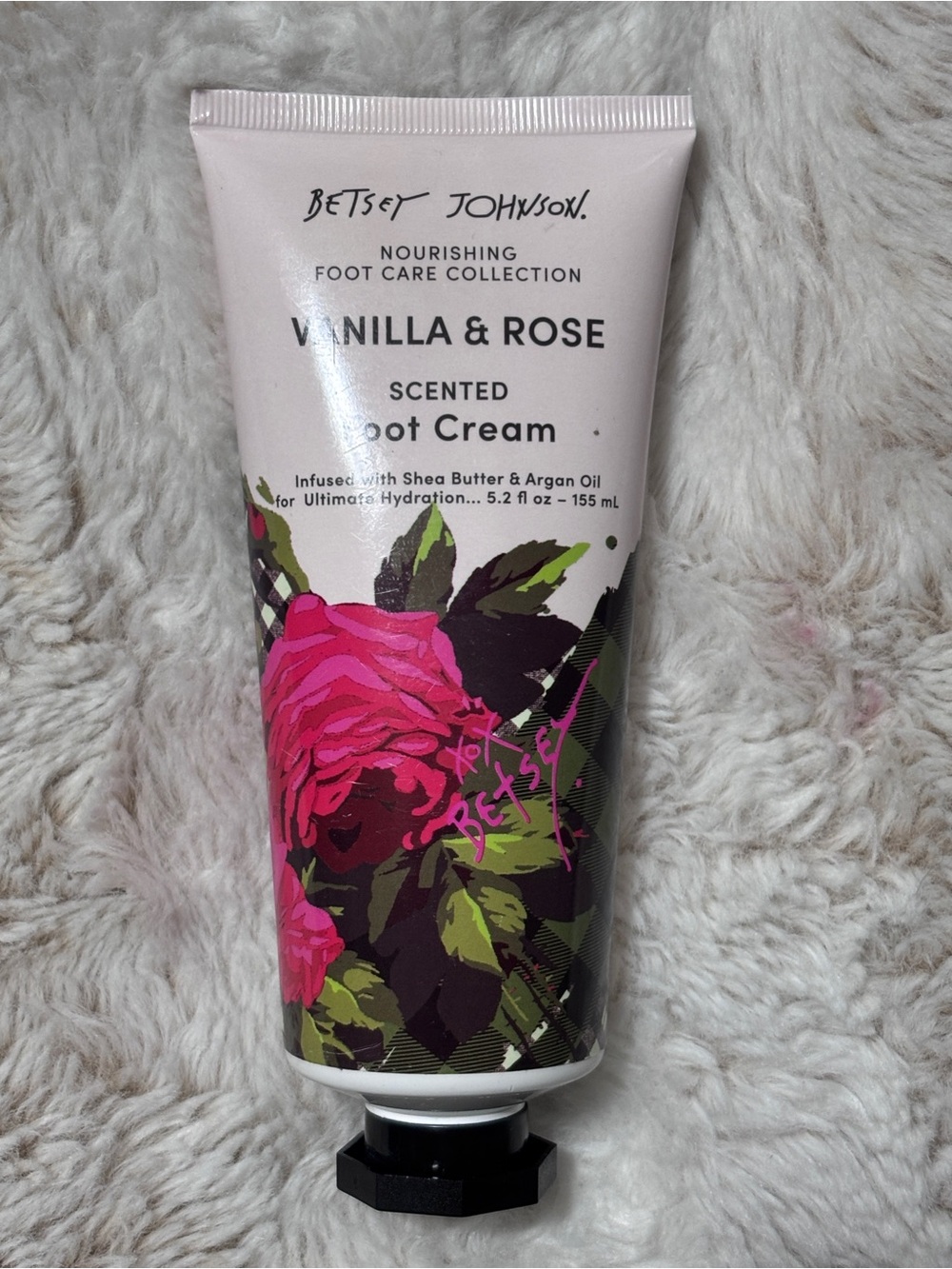 Betsey Johnson Vanilla & Rose Scented Foot Cream - 5.2fl oz Sealed